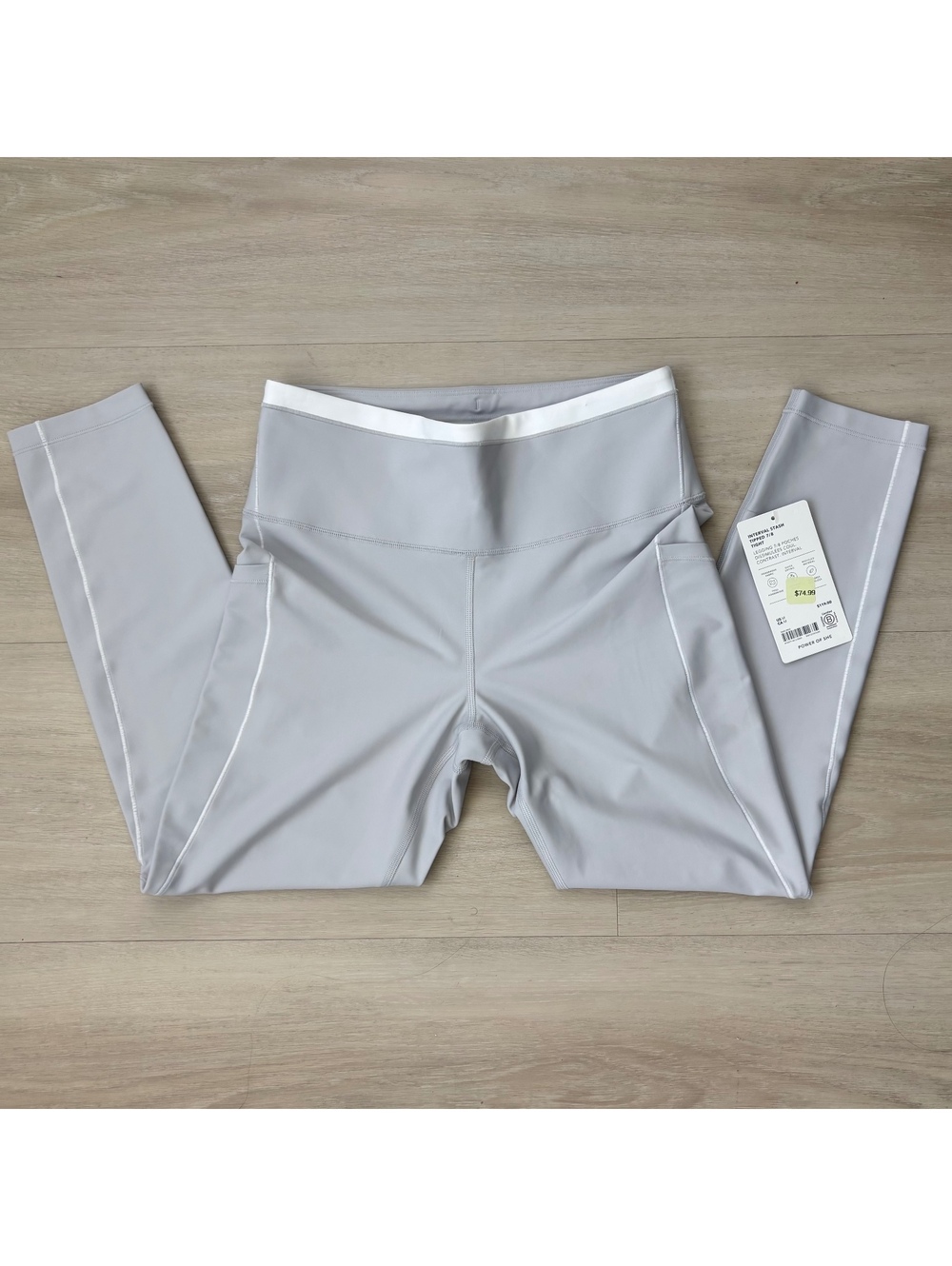 NWT Athleta Interval Stash Tipped 7/8 Tight Women Medium Gray White